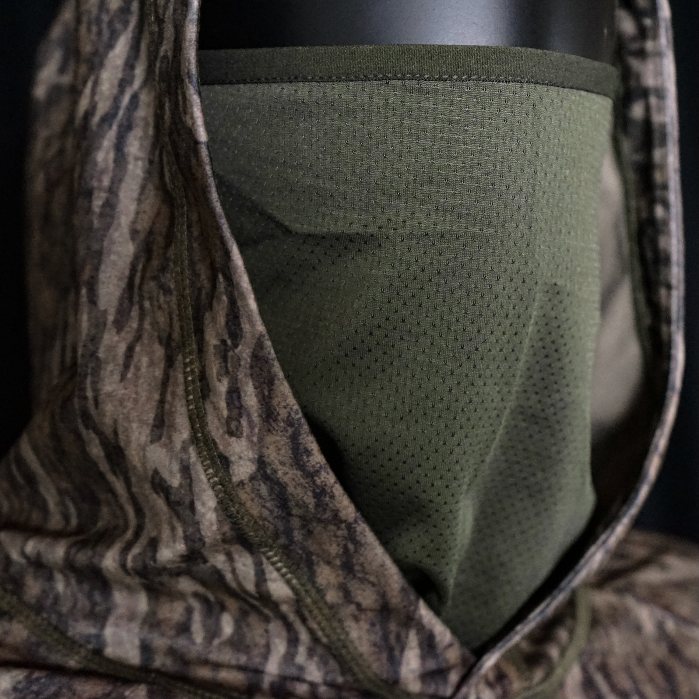 Pure 18 Lightweight Hooded Pullover